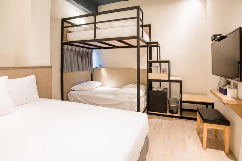  台東。日暮微旅 | 漫旅四人房